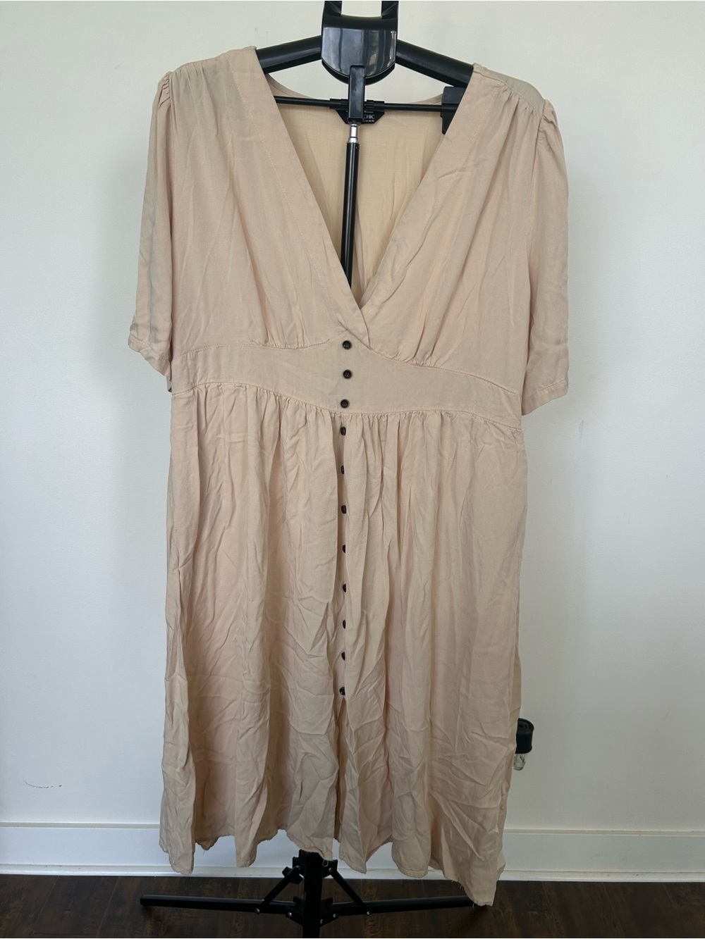 BloomChic Neutral Beige Rayon Tee